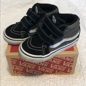Toddler hi top vans size 6